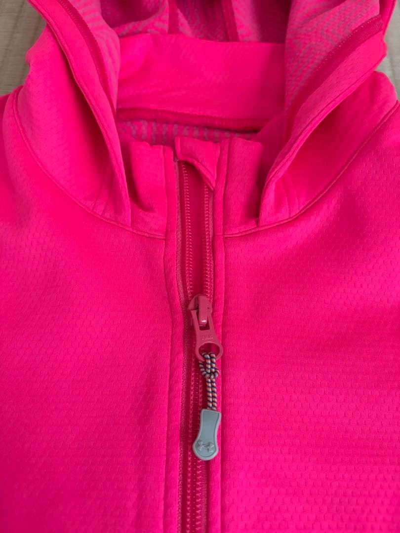 UNDER ARMOUR フーデッドジャケット ピンク LGの写真2枚目