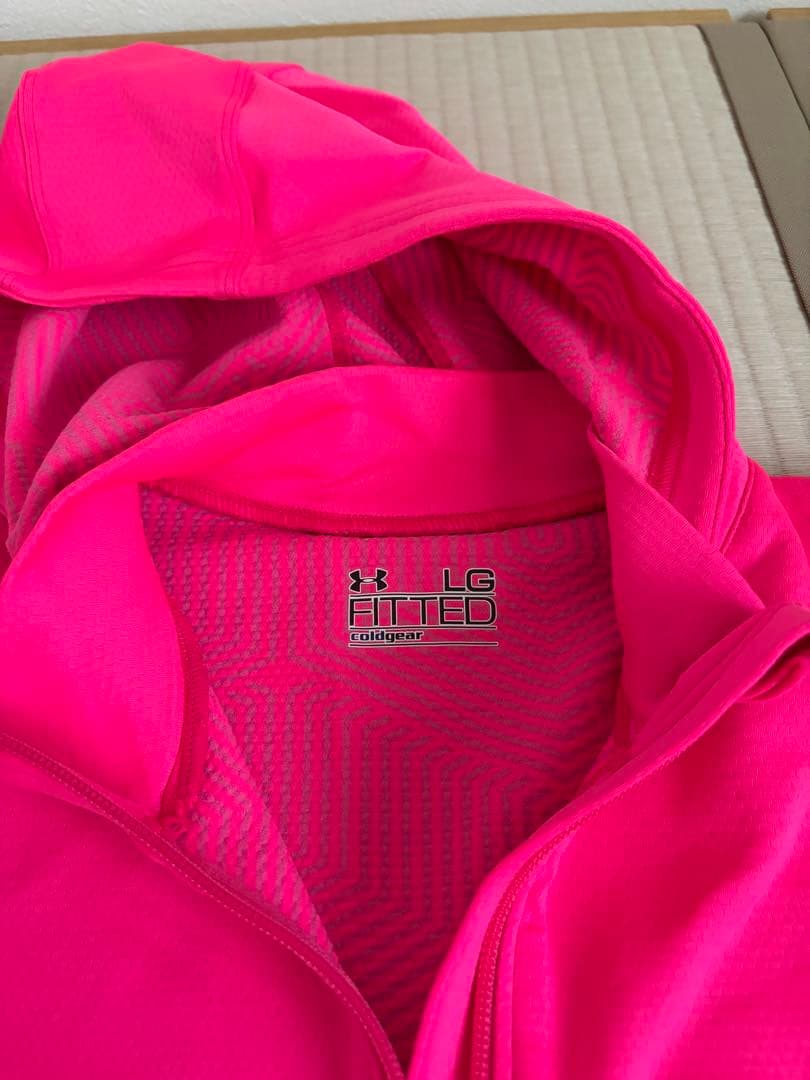 UNDER ARMOUR フーデッドジャケット ピンク LGの写真3枚目