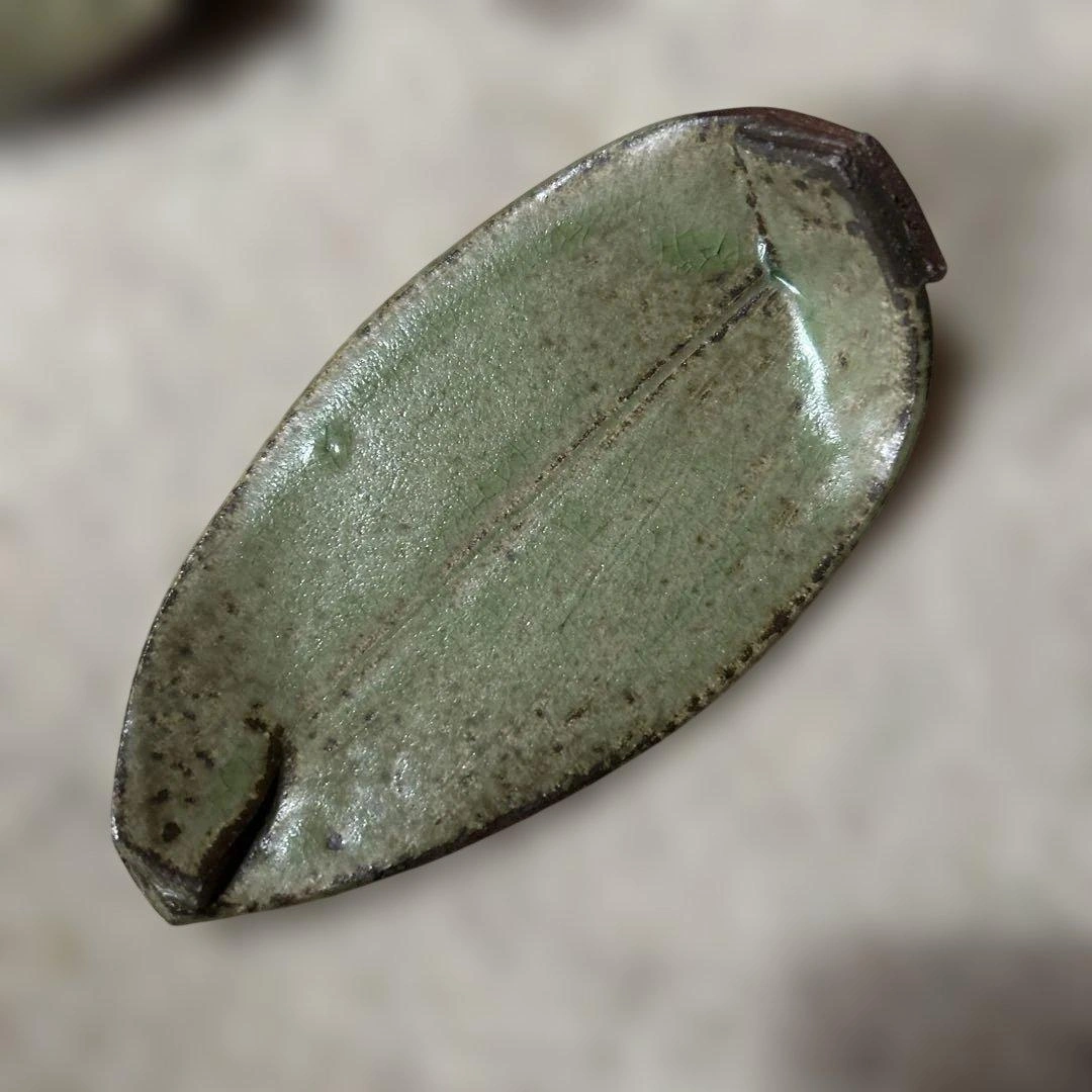陶器 葉っぱ型 小皿 5枚セットの写真2枚目