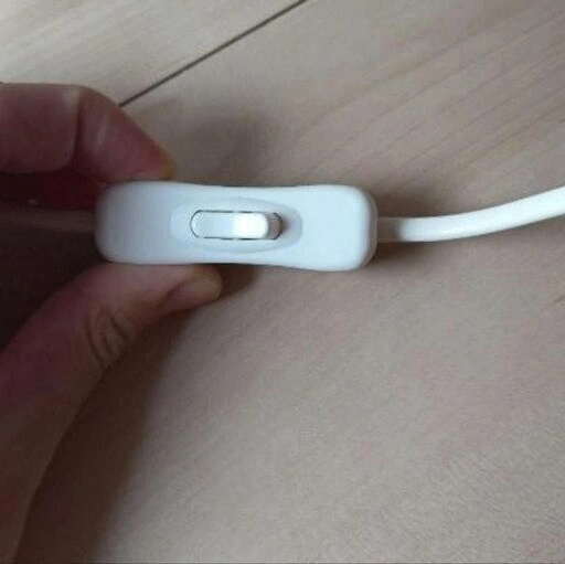 廃盤IKEA LYKTA 吹きガラス テーブルランプ 白 きのこ型 北欧 間接照明の写真2枚目