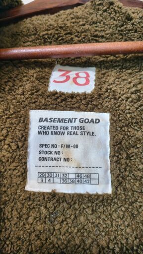 BASEMENT GOAD ベースメントゴード フーデッドコート サイズ38の写真2枚目