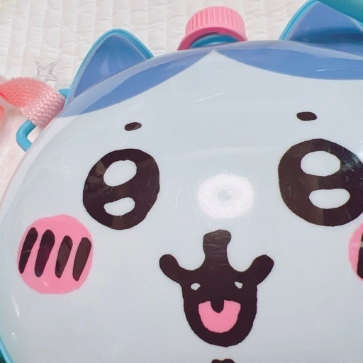 リュック型水鉄砲 ちいかわ ピンク×ブルー 子供用おもちゃの写真2枚目