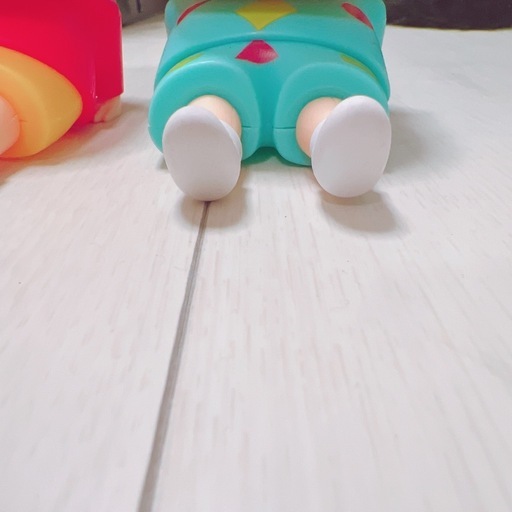 クレヨンしんちゃん　スマホスタンド　2個セットの写真3枚目