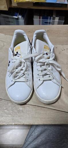 adidas Stan Smith（ディズニーコラボ）