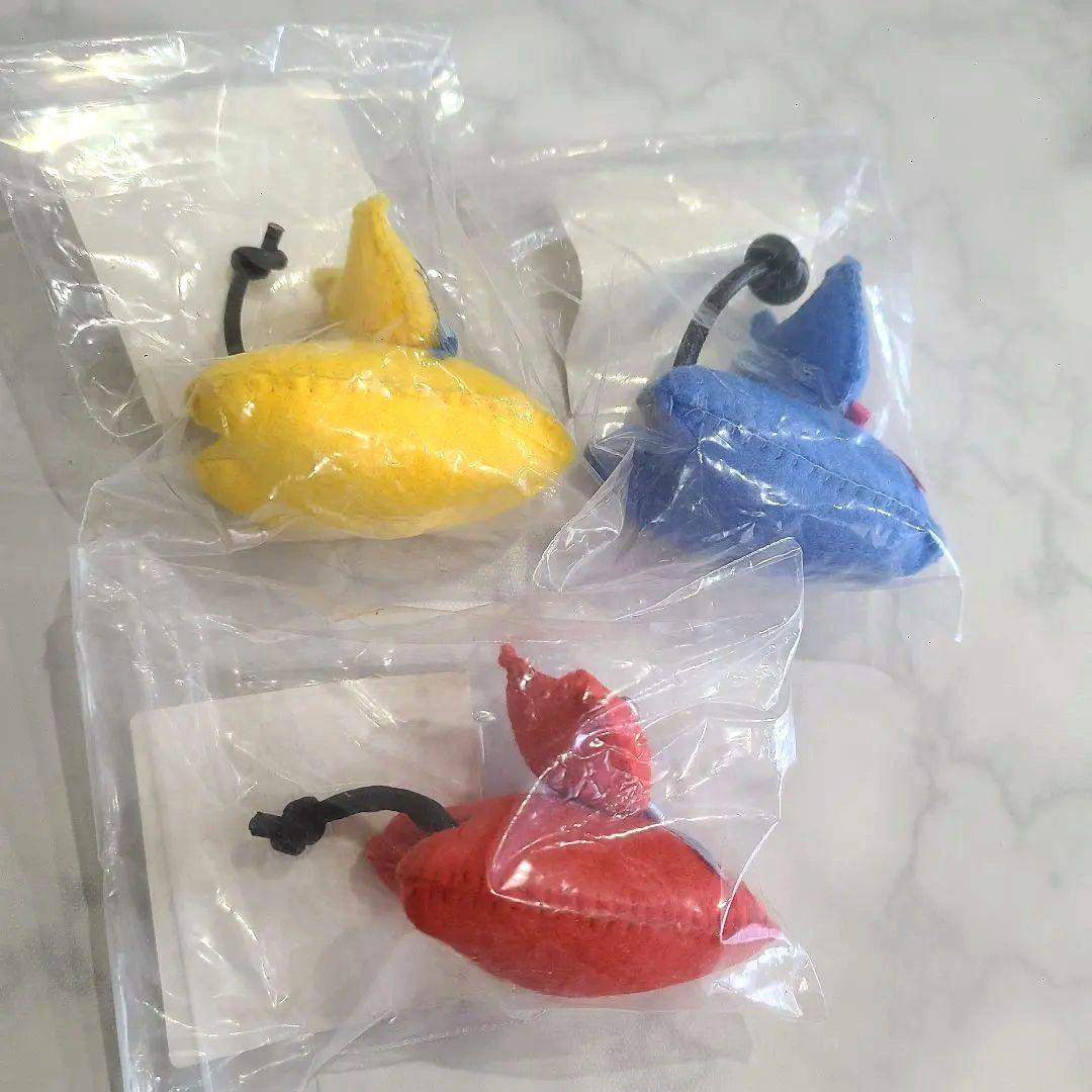 ネコ 赤 青 黄色 セットフェルト 工芸品 手作り 3匹 猫の写真5枚目