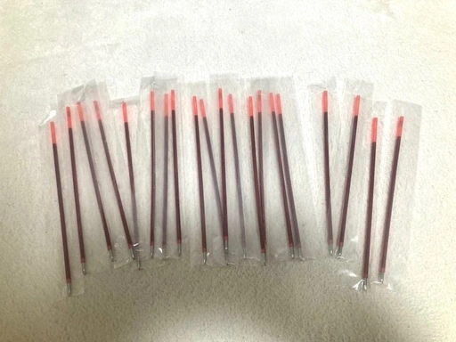 カウネット:赤ノック式ボールペン替芯20本「ぺんてる」未使用 新品 ボール径0.7㎜