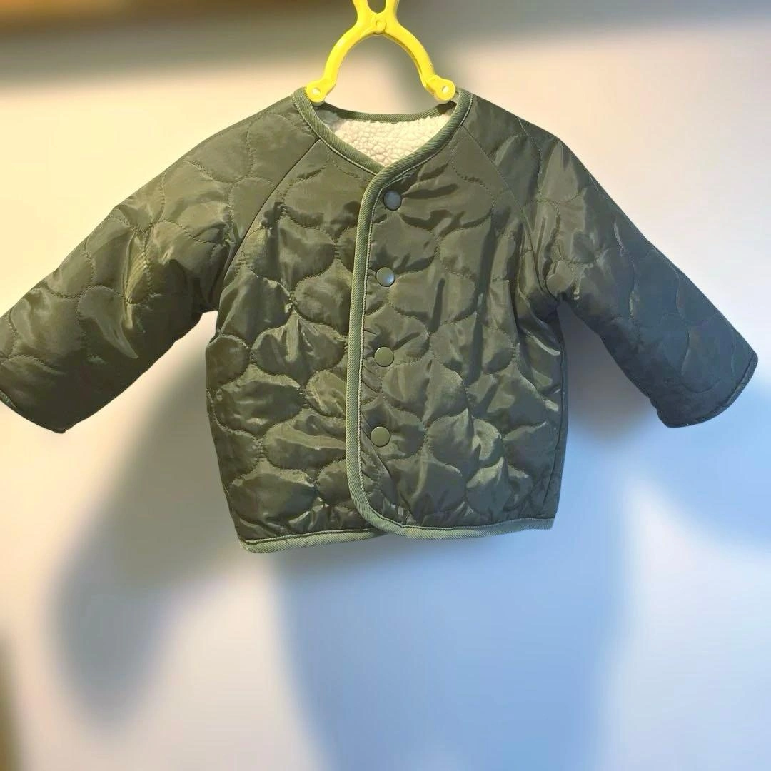 美品!80cmリバーシブル キルティン×もこもこアウターの写真3枚目