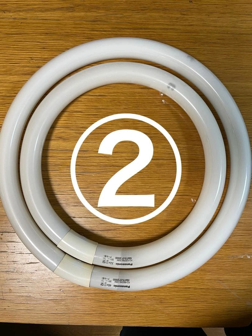 【中古4本セット】Panasonic パルックプレミア 40形 32形セットの写真4枚目