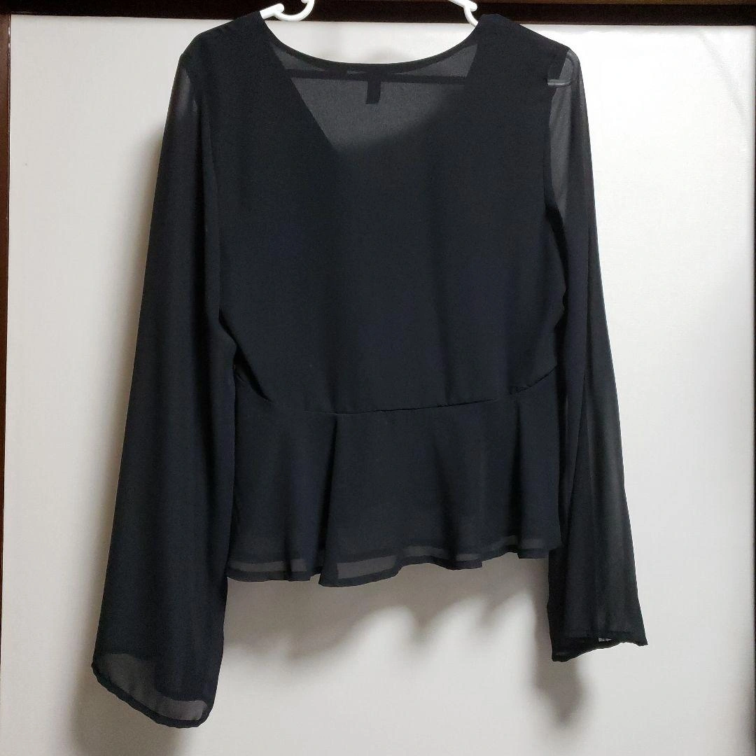 H&M シアーブラウス ブラック 長袖 新品未使用の写真2枚目