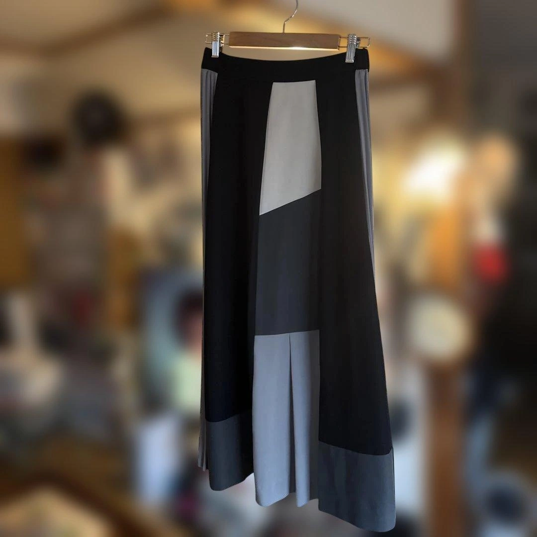 【値下げ】Ameri COLOR SCHEME SKIRT(ネット完売商品)の写真9枚目