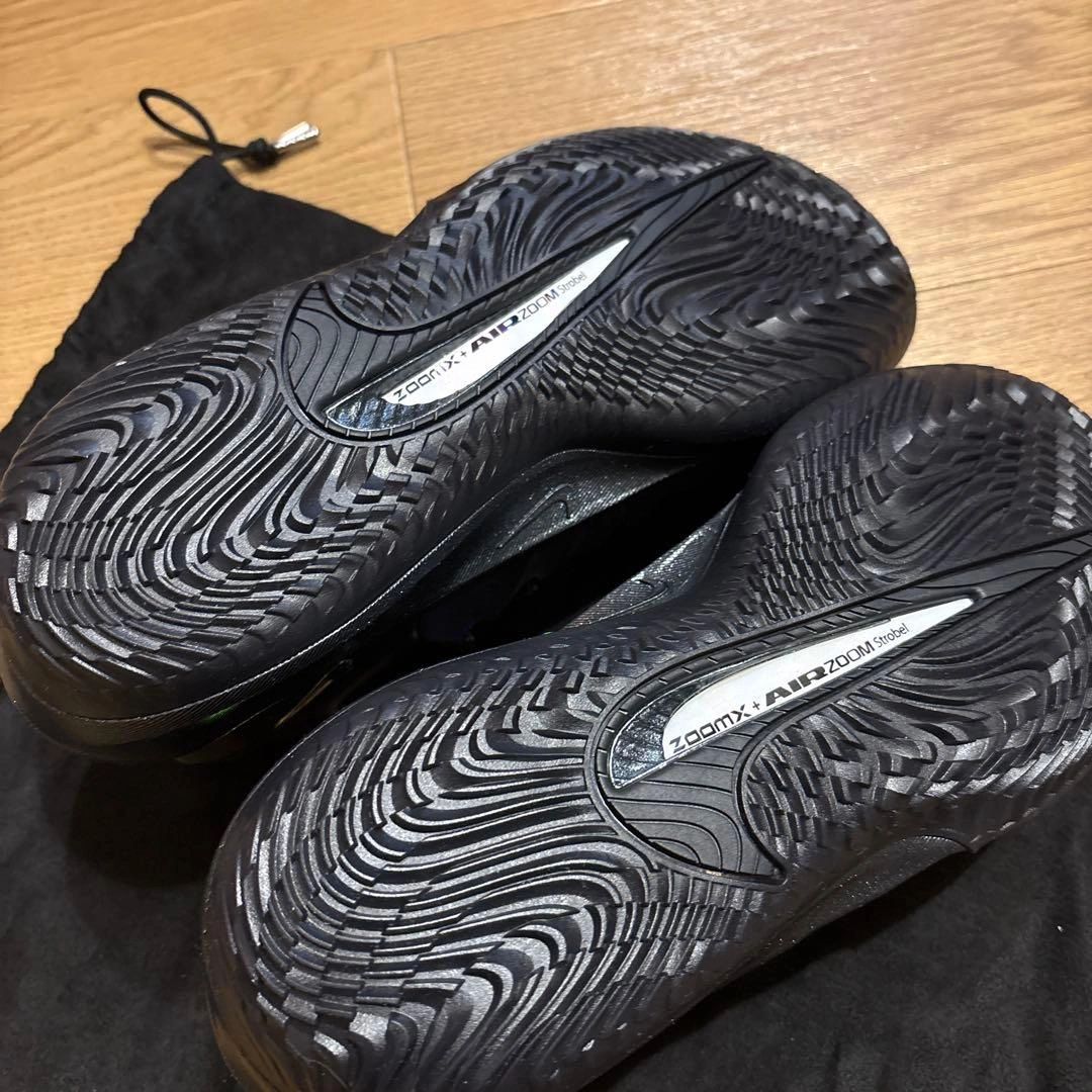【値下げ】定価28,600円 NIKE G.T. カット 4 EP 黒 27cmの写真5枚目