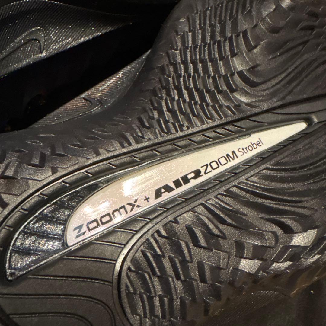 【値下げ】定価28,600円 NIKE G.T. カット 4 EP 黒 27cmの写真7枚目