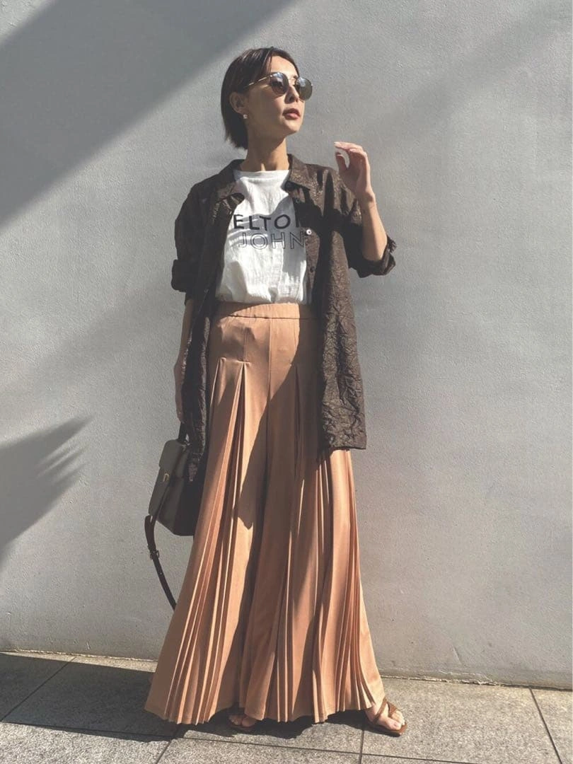 AMERI VINTAGE 長袖シャツ ブラウン シワ加工