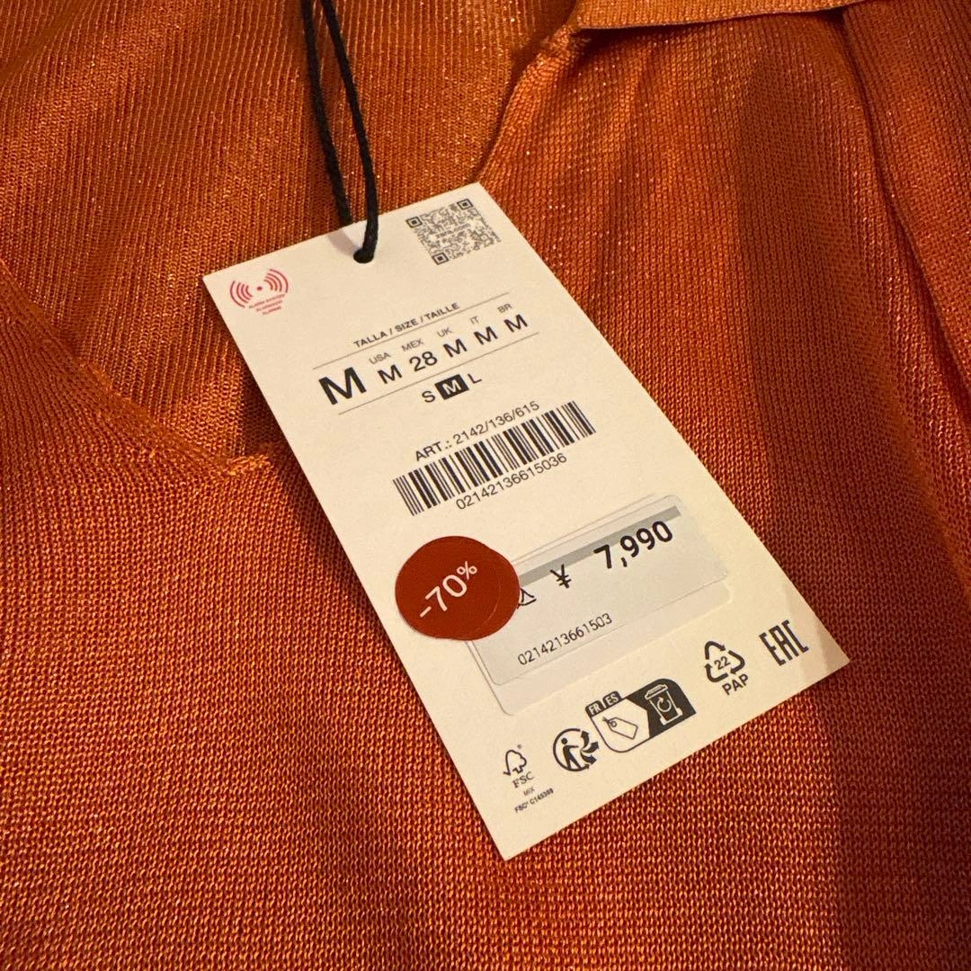 【値下げ】ZARA ポロネック 長袖ブラウス オレンジの写真4枚目