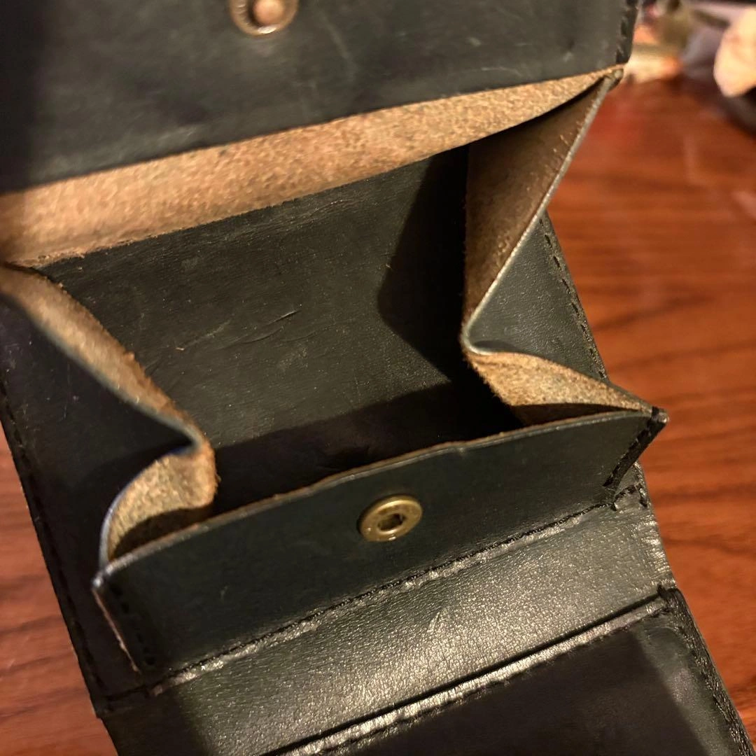 【最終値下げ】b3labo レザー ブラック 三つ折財布の写真8枚目