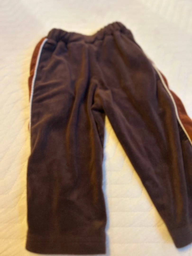 MY LITTLE WONDER ベロア セットアップ ブラウンの写真8枚目