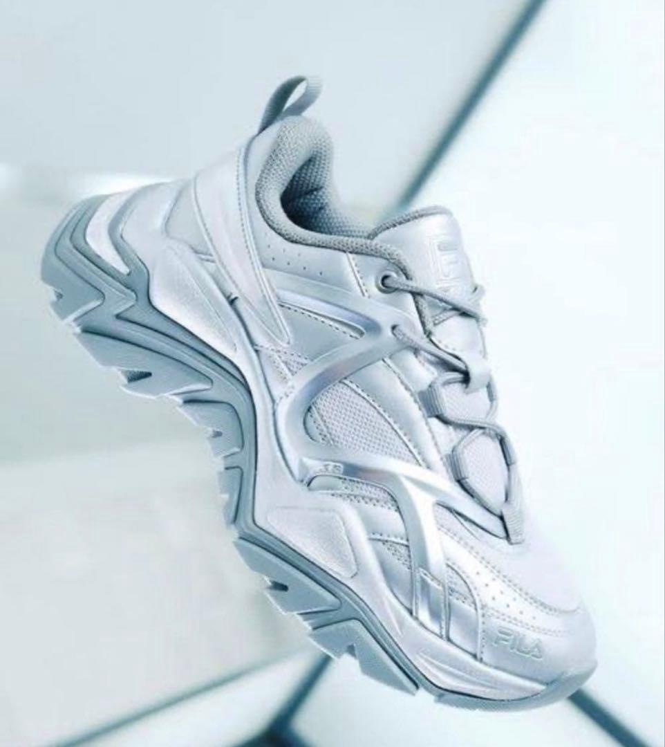 atmos FILA エレクトローブ3 コスミックの写真4枚目