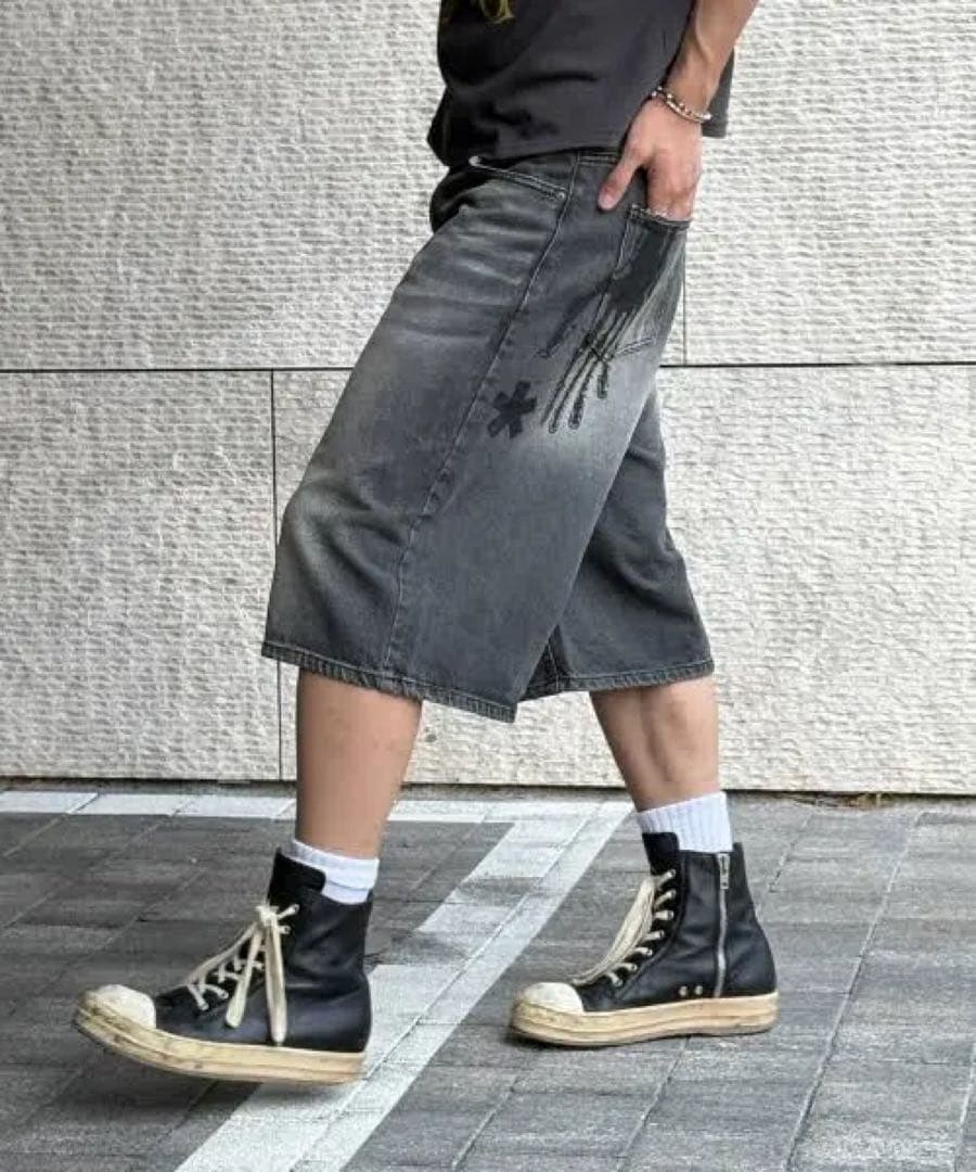新品未使用AMOU Hand Sign Denim Bermuda Pantsの写真3枚目
