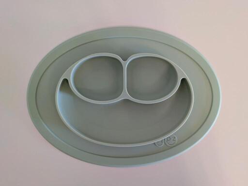 【ほぼ新品】ezpz　ミニマット　お食事プレートの写真3枚目