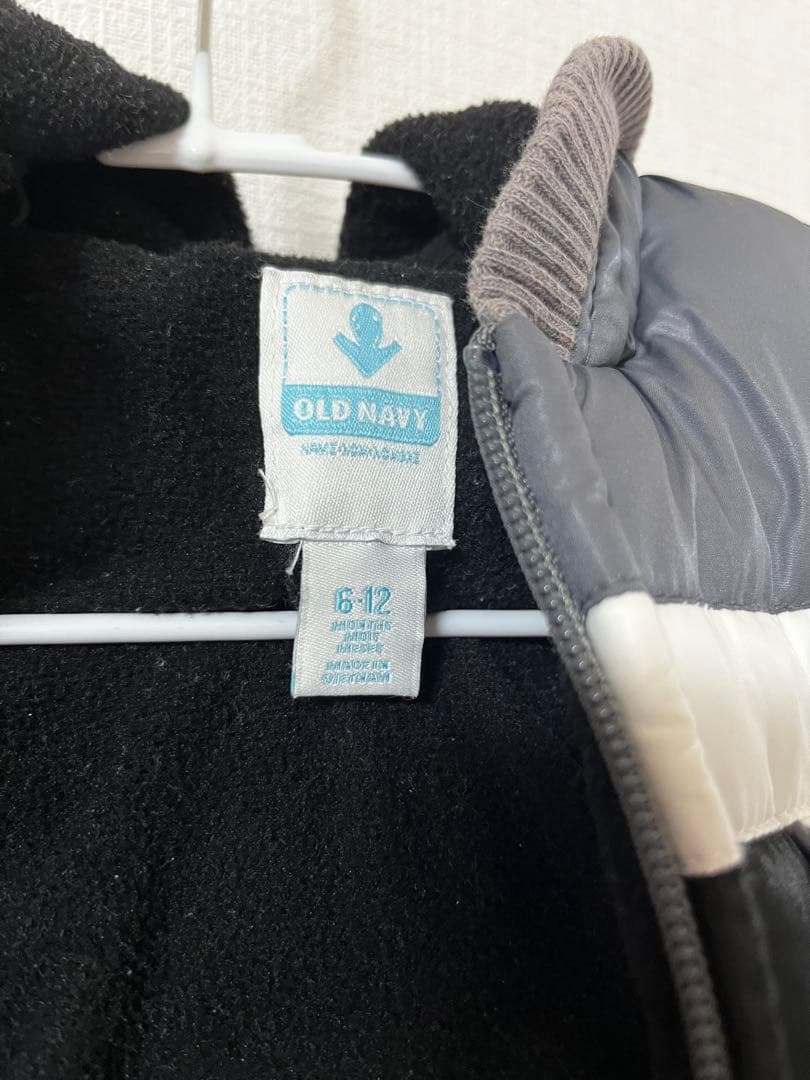 OLD NAVY 中綿ベスト 6-12ヶ月の写真2枚目