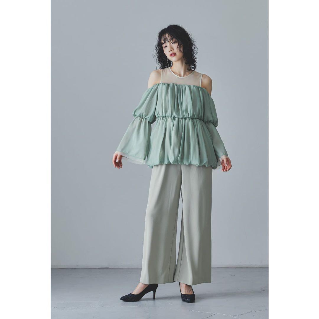 ※値下げ※【美品】ANDRESD バルーンペプラムパンツ　オケージョン 結婚式の写真4枚目