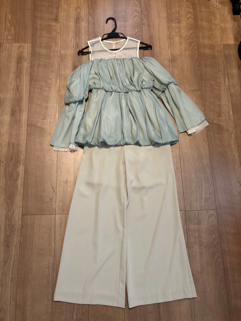 ※値下げ※【美品】ANDRESD バルーンペプラムパンツ オケージョン 結婚式の写真7枚目