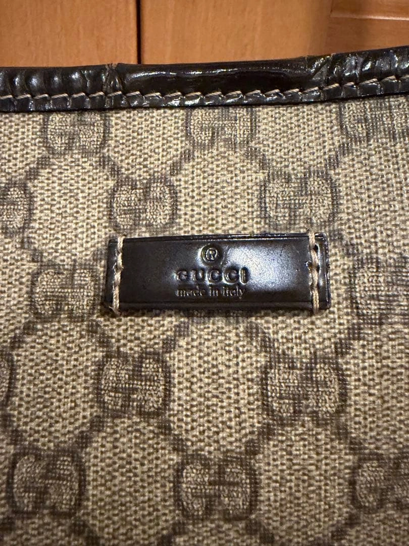 GUCCI GGスプリーム トートバッグの写真2枚目