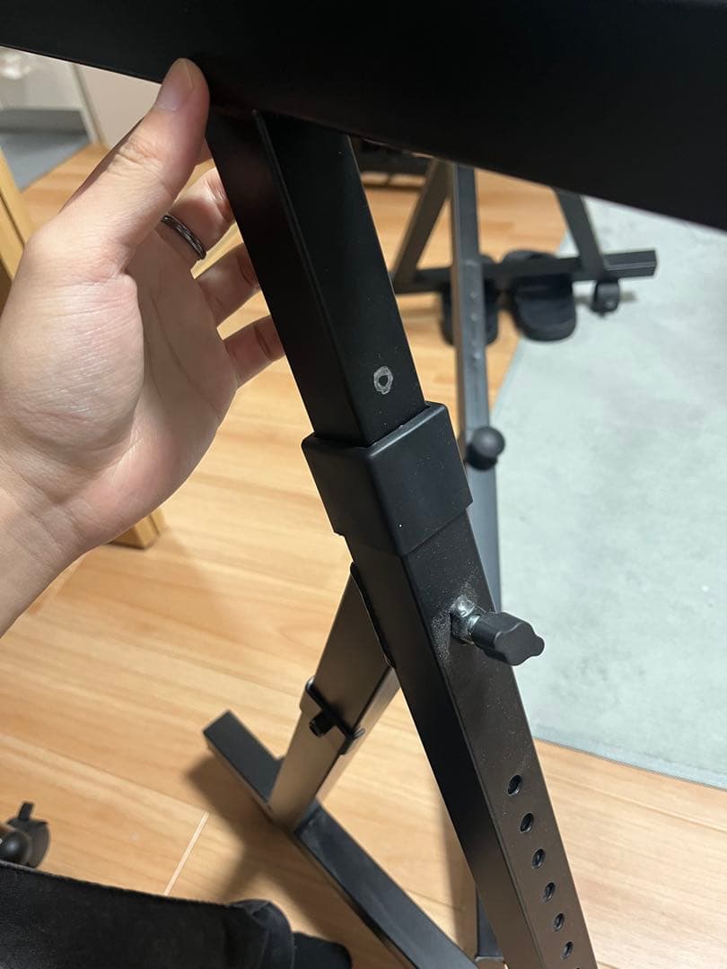 NEEWER ヘビーデューティーZ型キーボードスタンドの写真5枚目
