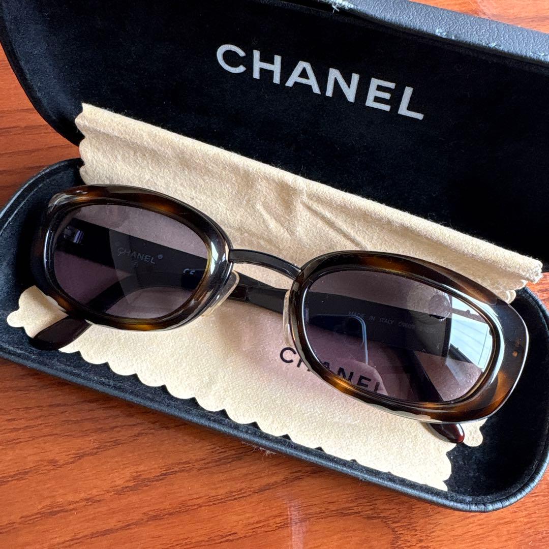 【最終値下げ】レア！ケース付き！CHANEL サングラス べっ甲柄