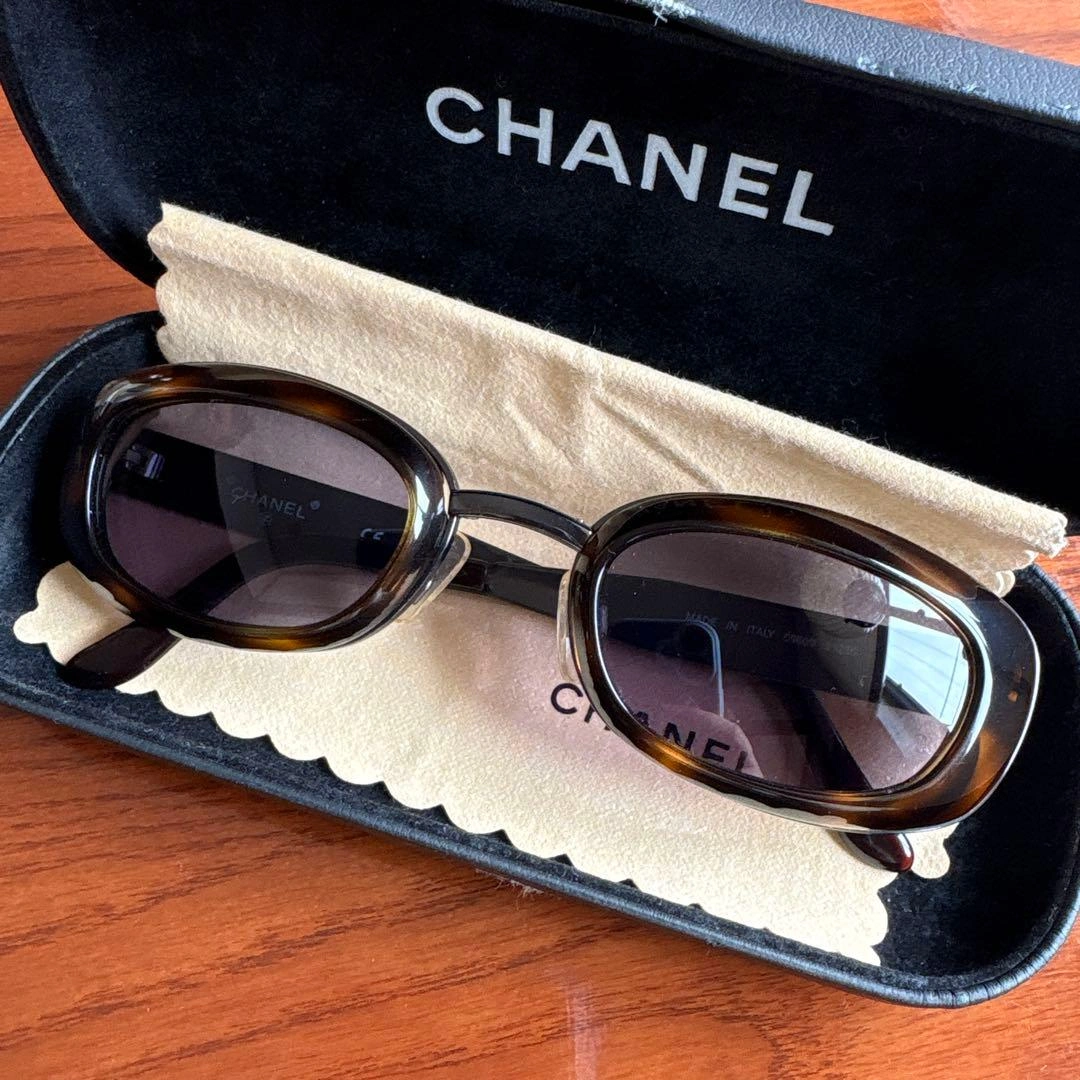 【最終値下げ】レア!ケース付き!CHANEL サングラス べっ甲柄