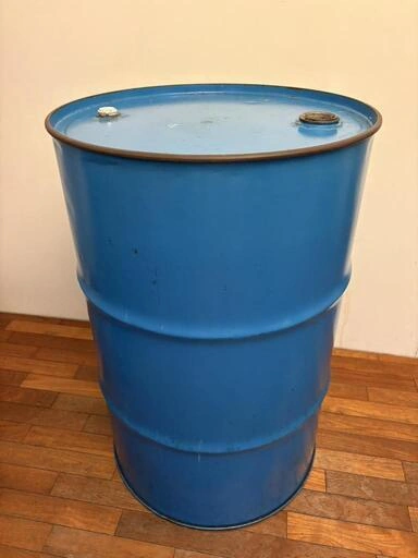 青いドラム缶 インテリア 什器 DIY ガレージ 店舗ディスプレイ