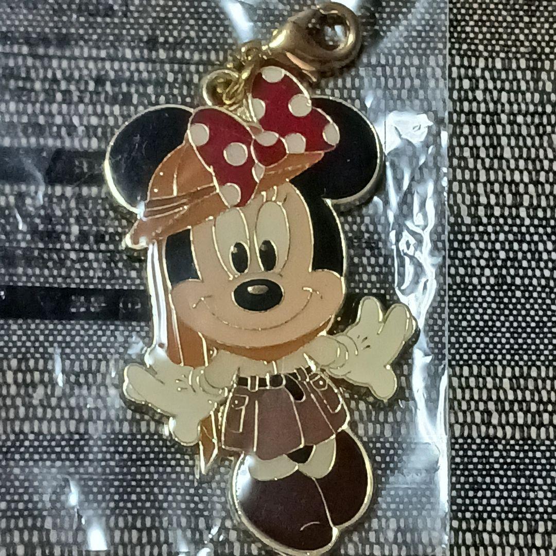 キーホルダー　ミニーマウス　ディズニー　ゴールド　金色