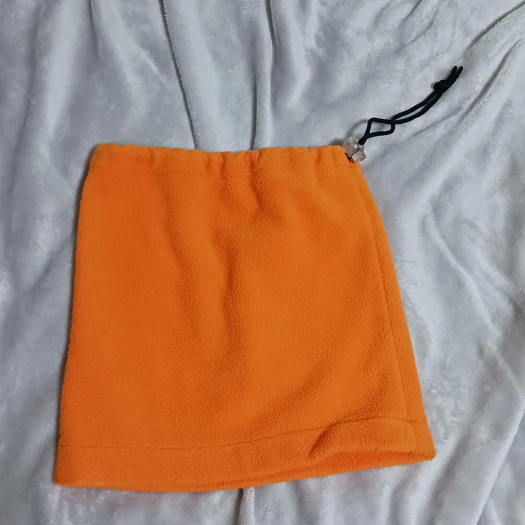 (子ども)防寒具セット 帽子、マフラー、ネックウォーマー、赤オレンジ黒ボーダーの写真8枚目