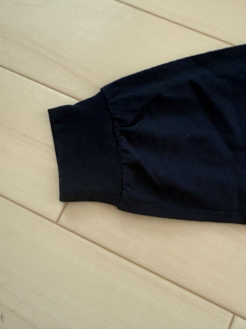 【新品】patagonia ネイビー 長袖Tシャツの写真3枚目