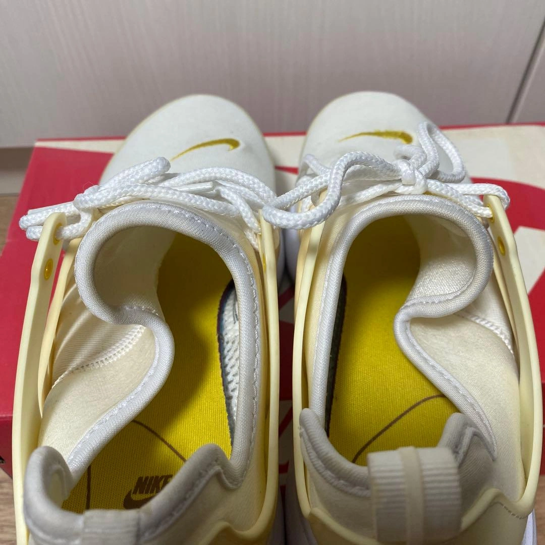 NIKE AIR PRESTO スニーカー ホワイト イエローの写真4枚目