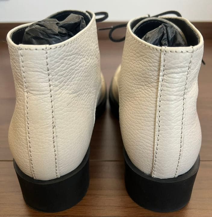 [未使用] agnes b レースアップショートブーツ　24.5cmの写真3枚目