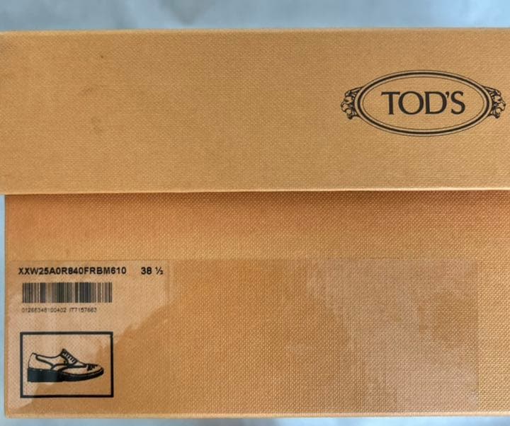 [美品] TOD'S メダリオン レースアップ厚底 24.5cmの写真7枚目