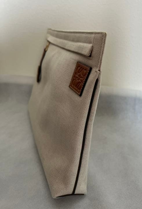 【未使用】LOEWE Tポーチ コットンキャンバスの写真4枚目