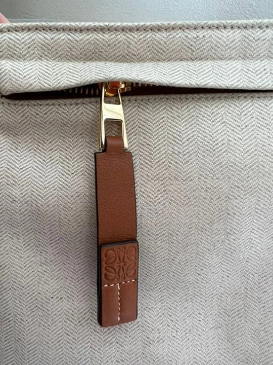 【未使用】LOEWE Tポーチ コットンキャンバスの写真6枚目