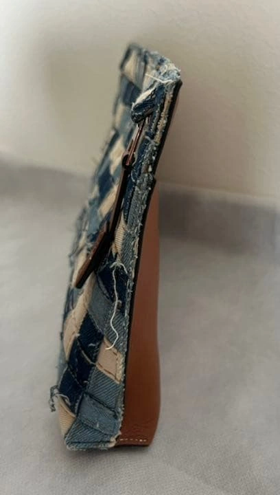 【未使用】LOEWE Tポーチ パッチワークデニムの写真4枚目