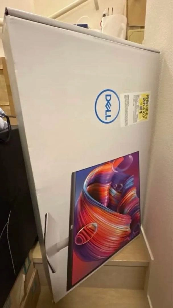 ★レア!新品未開封!DELL 27インチ4K USB-C モニターS2722QCの写真2枚目
