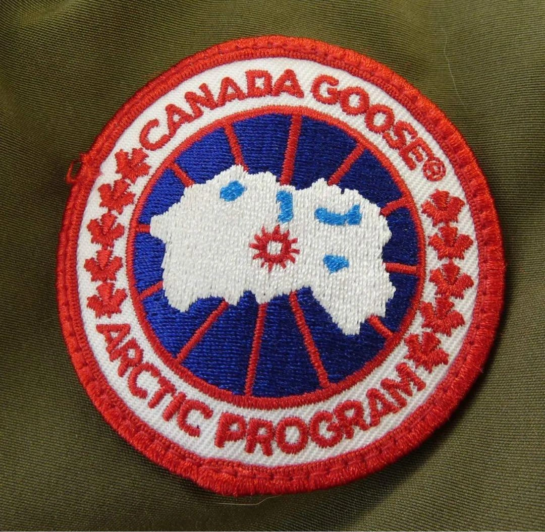 カナダグース CANADA GOOSE ダウンジャケットの写真6枚目