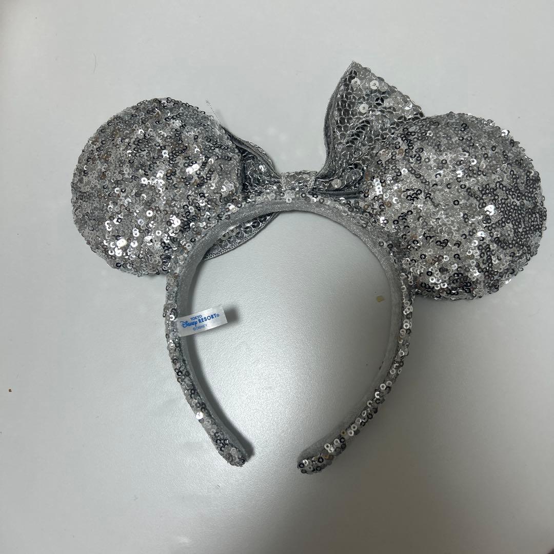 ディズニーカチューシャ ミニーシルバーの写真2枚目