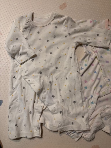 ロンパース3枚セット西松屋カバーオールの写真2枚目