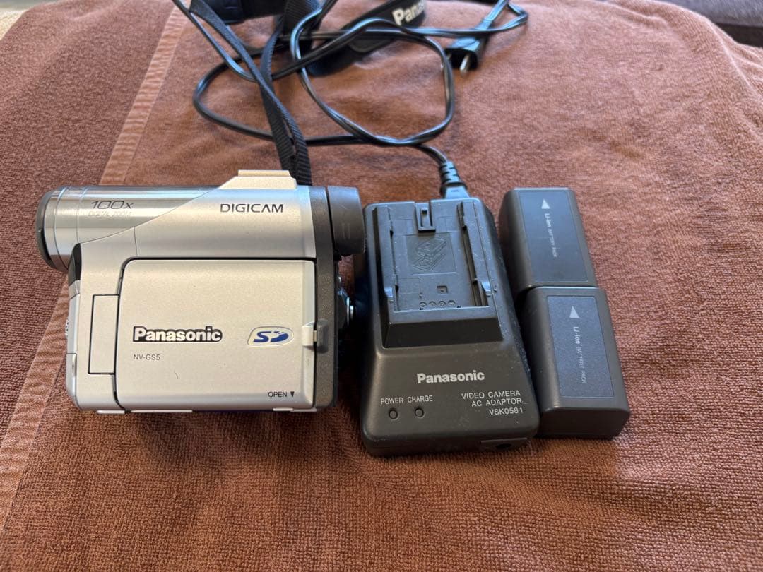 Panasonic DIGICAM ビデオカメラ 100倍ズーム