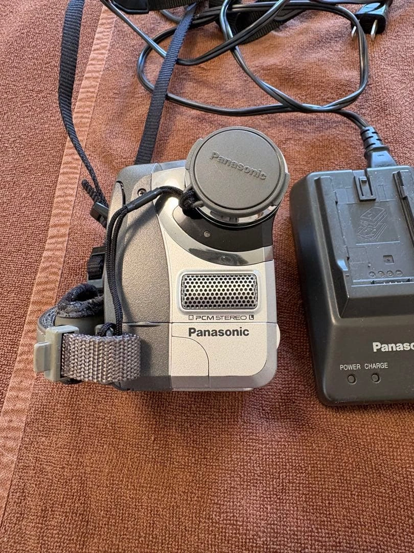 Panasonic DIGICAM ビデオカメラ 100倍ズームの写真2枚目