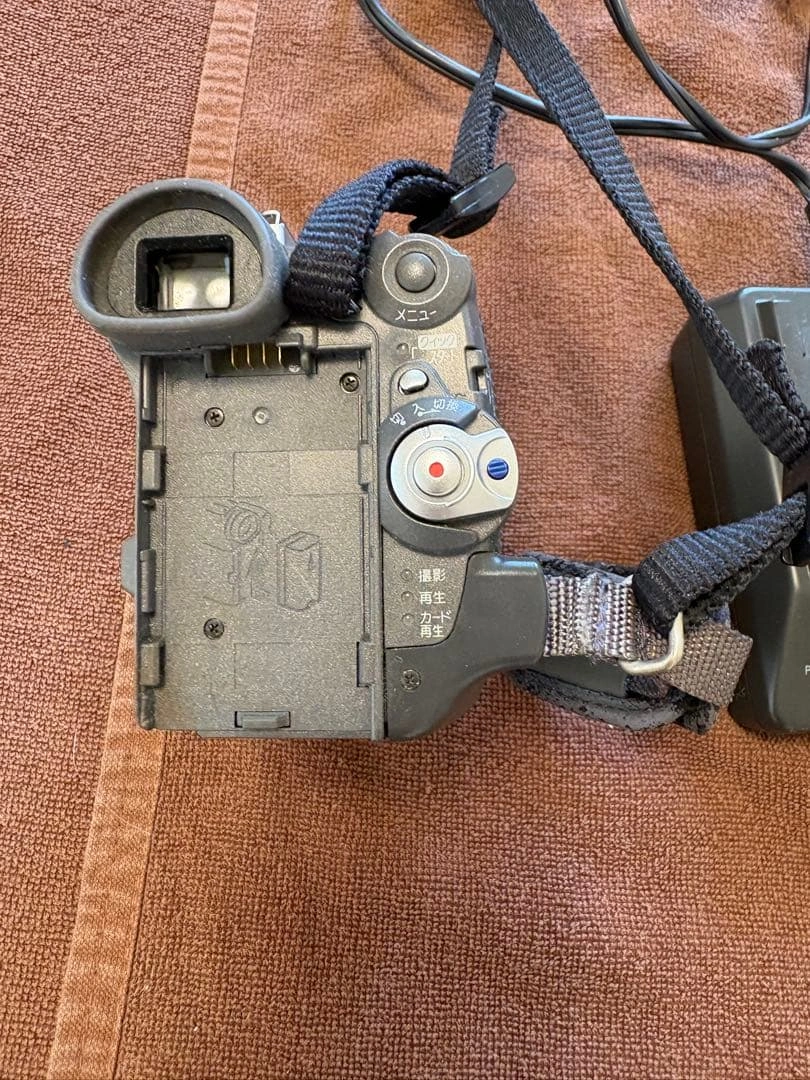 Panasonic DIGICAM ビデオカメラ 100倍ズームの写真4枚目