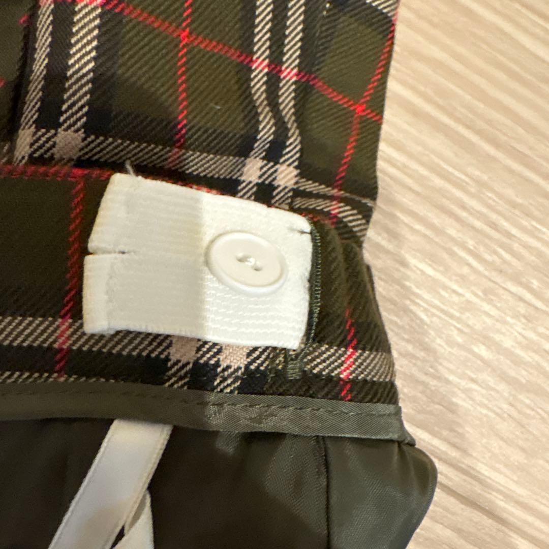 Burberrys サスペンダー付きチェックスカートの写真9枚目