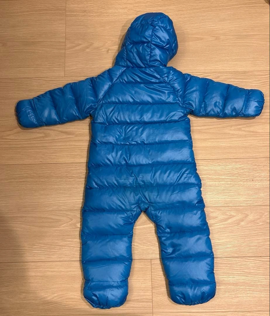 Patagonia ベビー用ダウンジャンプスーツ12monthの写真2枚目