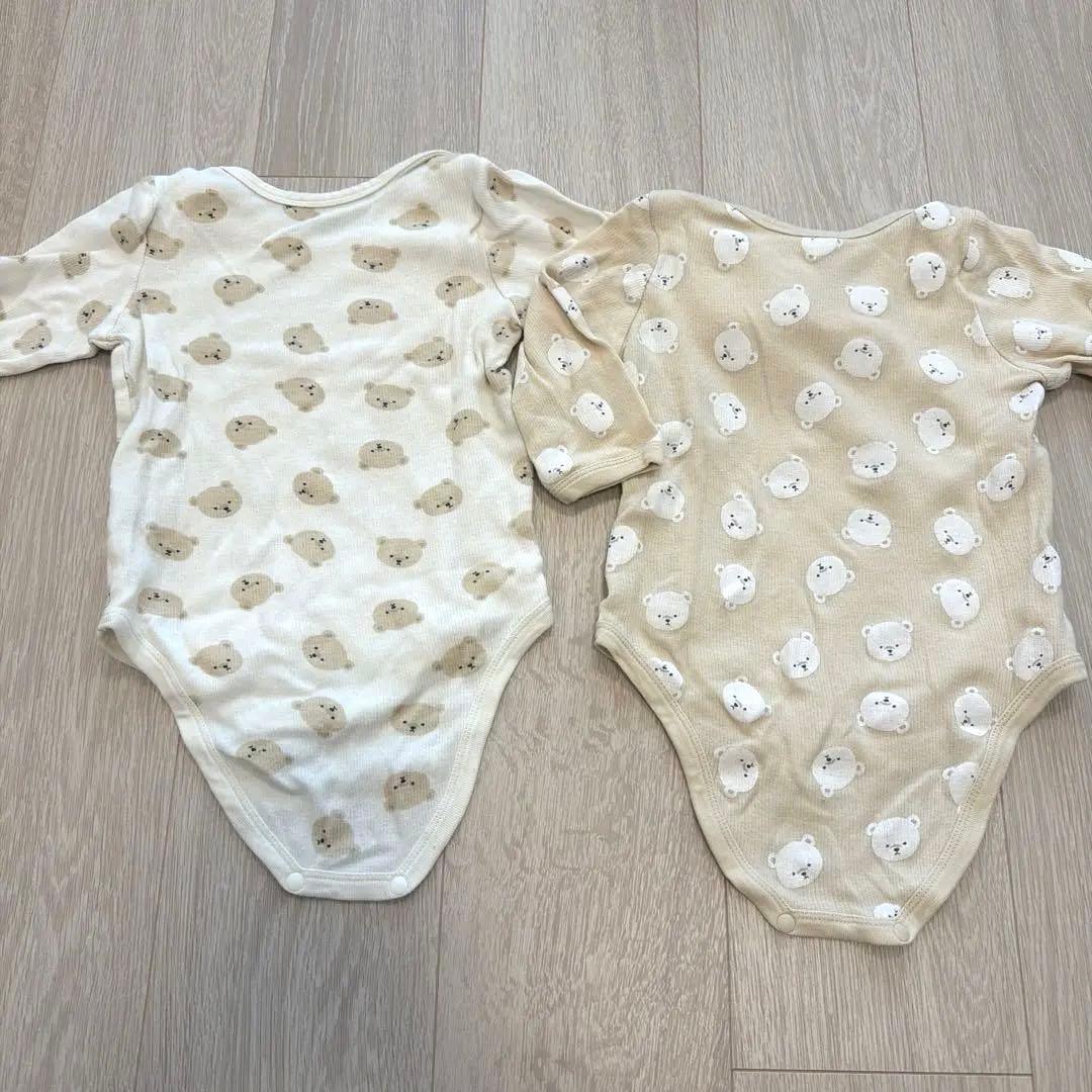 クマ柄ロンパース2着セット　90サイズの写真3枚目
